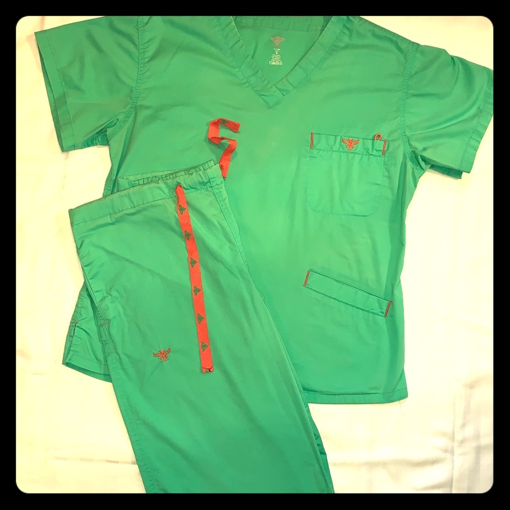 Med Couture Scrub Set